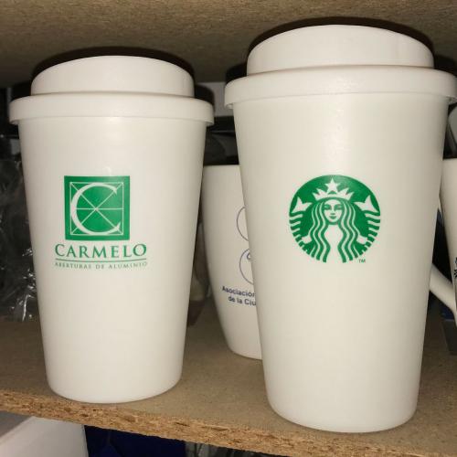 Vaso tipo Starbucks con logo