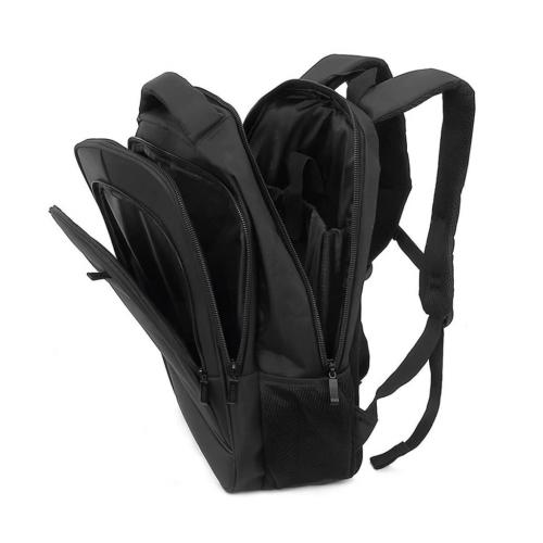mochila porta notebook zom personalizada con logo por mayor para empresas argentina