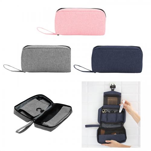 Necessaire colgante